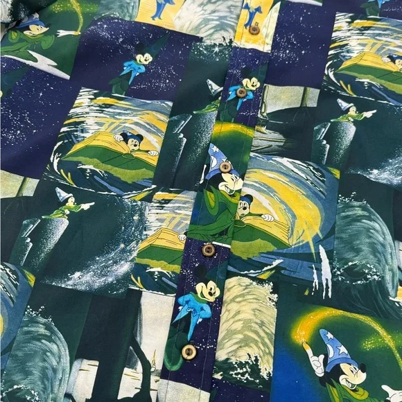 Disney Vintage 70s Kennington Disco Shirt Fantasia Mickey Wizard Medium FLAWLESS - Picture 2 of 7